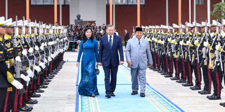 Tutup Kunjungan Kenegaraan, Presiden Prabowo Lepas Sekjen PKV Tô Lâm Tinggalkan Tanah Air