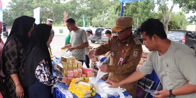 Rangkaian Ramadan dan Idulfitri, Disdag dan TP PKK Kalsel Gelar Pasar Murah