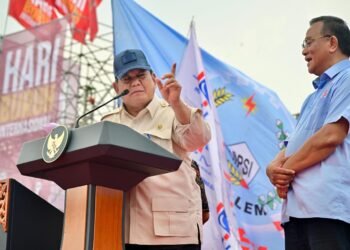 Presiden Prabowo Tegaskan Komitmen Pemerintah untuk Kesejahteraan Pekerja dalam Peringatan Hari Buruh di Monas
