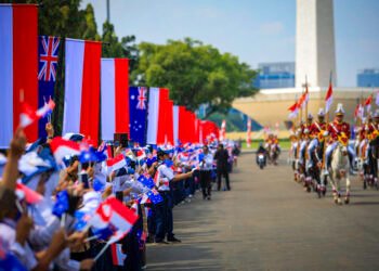Sorak Sorai dari Monas, Sambutan Hangat Anak Sekolah untuk PM Albanese