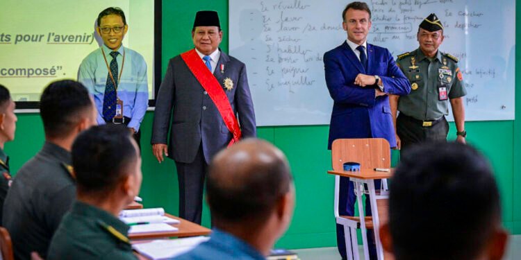 Presiden Macron Apresiasi Peserta Latihan Akmil: “Terima Kasih Telah Belajar Bahasa Prancis”