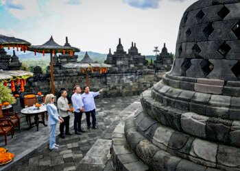 Presiden Macron Kagumi Candi Borobudur: Lambang Keunggulan Manusia dan Inspirasi Dunia