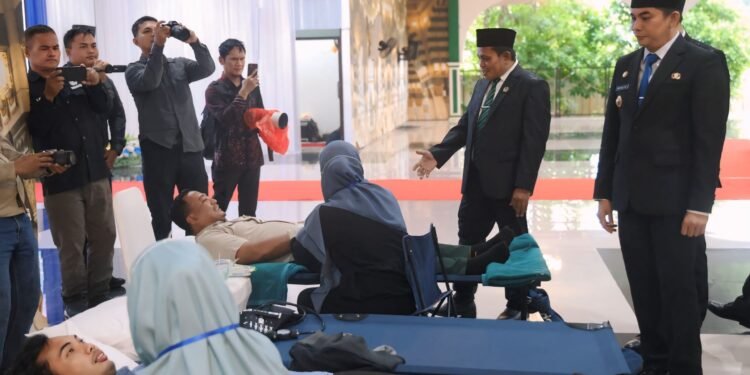 Stok Darah Menipis, Bupati Andi Rudi Latif Ambil Tindakan Gandeng Perusahaan Lakukan Donor Darah