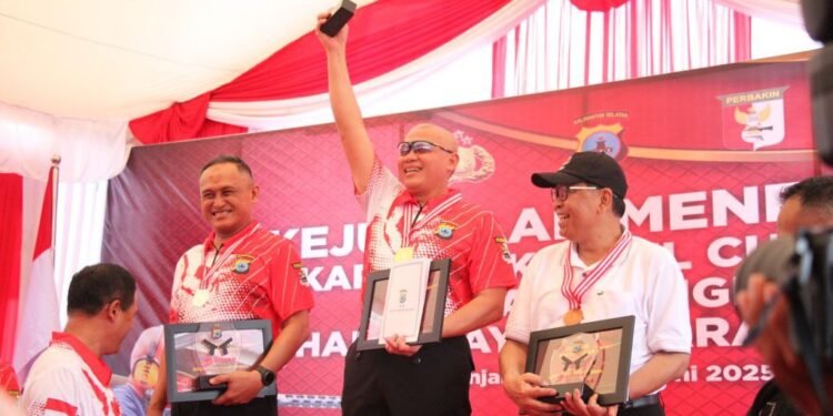 Kejuaraan Menembak Kapolda Kalsel Cup 2025 Diikuti Ratusan Peserta, Plt Asisten Perekonomian dan Pembangunan Provinsi Kalsel Raih Juara III