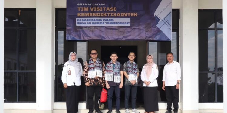 Kemendiktisaintek Lakukan Visitasi ke SMAN Banua Kalsel, Bahas Implementasi Program Garuda Transformasi
