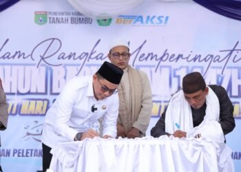 BerAKSI untuk Pendidikan: Bupati Andi Rudi Latif Teken MoU Beasiswa Santri di Ponpes Al-Istiqamah Tanbu