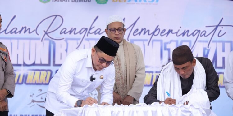 BerAKSI untuk Pendidikan: Bupati Andi Rudi Latif Teken MoU Beasiswa Santri di Ponpes Al-Istiqamah Tanbu