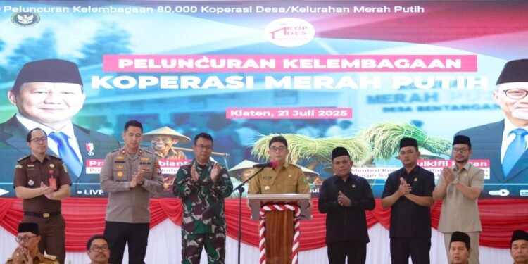 Bupati Andi Rudi Latif Hadiri Peluncuran Kelembagaan 80.000 Koperasi Desa/Kelurahan Merah Putih