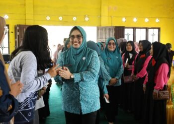 Ketua TP PKK Andi Irmayani Apresiasi Desa Pematang Ulin Ikuti Lomba PHBS Tingkat Kalsel
