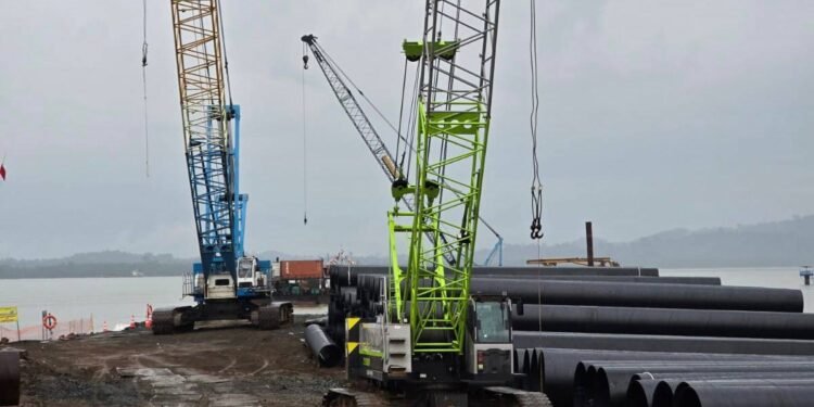 Pemprov Kalsel Tinjau Proyek Jembatan Pulau Laut, Dorong Percepatan Infrastruktur Strategis