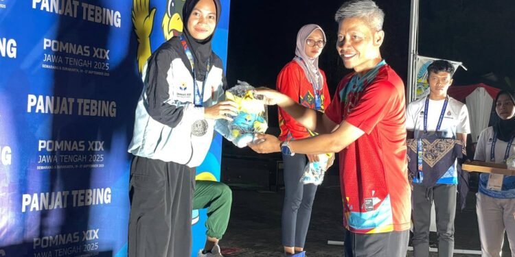 Prestasi Gemilang, Dua Atlet Panjat Tebing Kalimantan Selatan Raih Medali Perak di POMNAS XIX