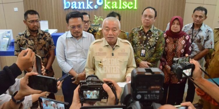 Pemprov Kalsel Luruskan Isu Dana Mengendap di Bank Kalsel, Gubernur : Itu Dana Kas Daerah untuk Pembangunan