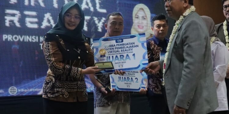 Sejumlah Peserta Apresiasi Lomba Pembuatan Konten Pembelajaran Berbasis Teknologi VR BTIKP Kalsel