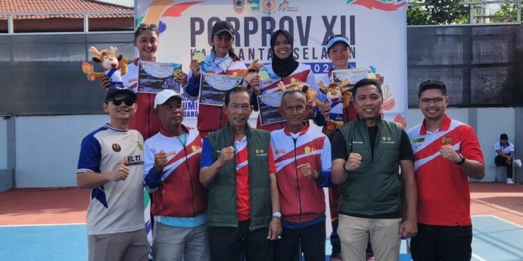 Regu Tenis Putri Banjarmasin Sabet Emas di Porprov Kalsel 2025