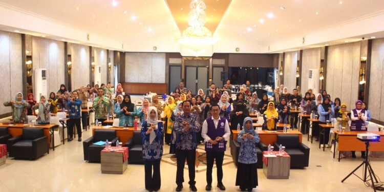 Perkuat Peran Posyandu, Dinas PMD Kalsel Tingkatkan Kapasitas Posyandu 6 Bidang SPM