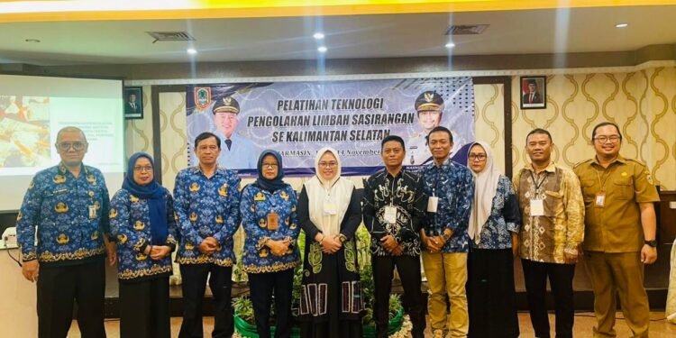 Disperin Kalsel Berikan Pelatihan Teknologi Pengolahan Limbah Sasirangan