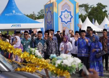Pawai Ta’aruf Mobil Hias Semarakkan MTQN ke-21 Tanah Bumbu