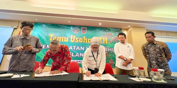 Dishut Kalsel Gelar Temu Usaha Kelompok Tani Hutan