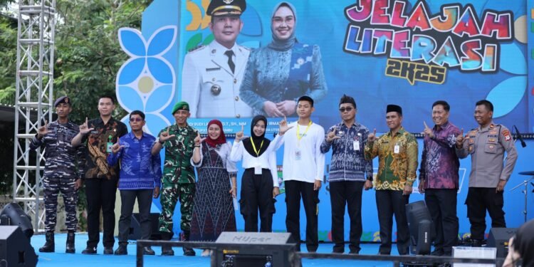 Jelajah Literasi BerAKSI 2025 Resmi Dibuka, Tanah Bumbu Tegaskan Komitmen Bangun Generasi Cerdas dan Berkarakter