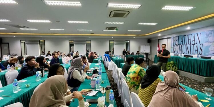 Dispora Kalsel Gelar Pelatihan Komunitas untuk Perkuat Kapasitas Pemuda Banua