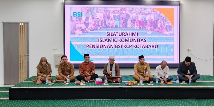 Komunitas Pensiunan BSI KCP Kotabaru Gelar Silaturahmi di Masjid Apung, Perkuat Ukhuwah dan Edukasi Keuangan Digital
