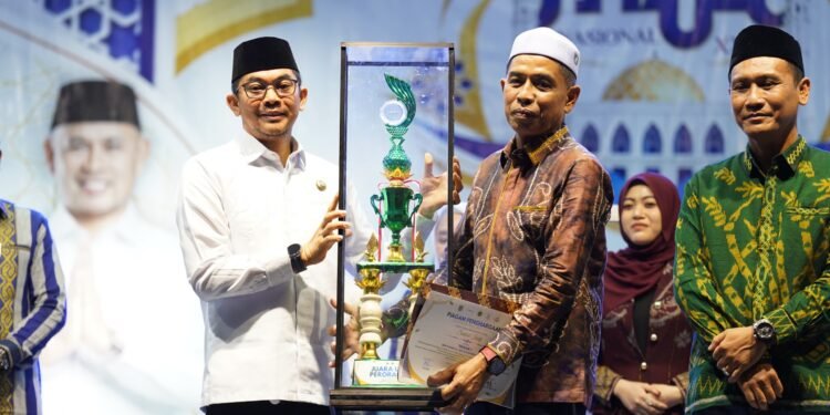 MTQN Ke-23 Simpang Empat Ditutup, Bupati Dorong Generasi Muda Seimbang Ilmu dan Akhlak
