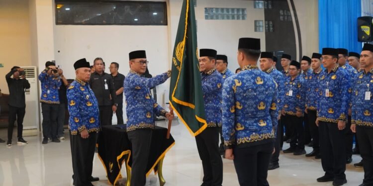 Pengukuhan KORPRI Kotabaru, Kepala BKN RI Tekankan Pelayanan Digital dan Promosi Potensi Daerah