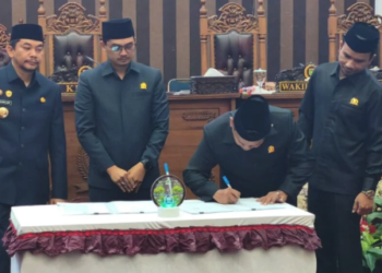 DPRD Tanah Bumbu Setujui Perubahan APBD 2026, Defisit Rp1,34 Triliun Ditutup SiLPA